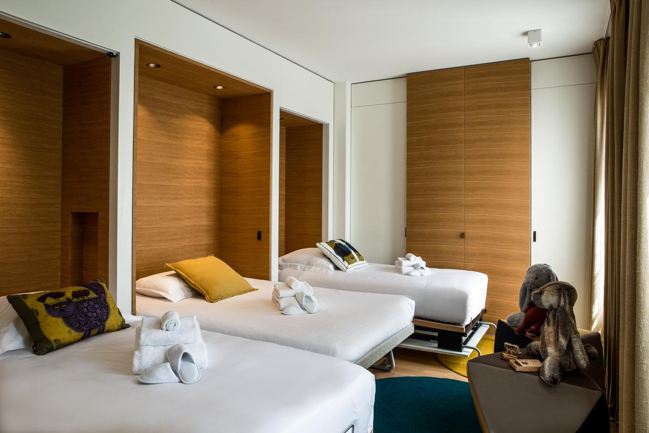 Hotel Marignan Champs-Elysees Paris Exterior foto
